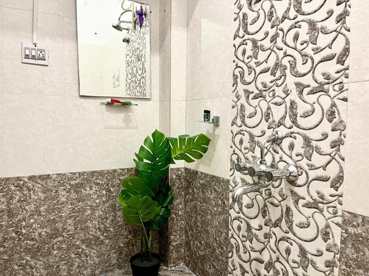 Luxury 3bhk Flat In Bengaluru, Near To Metro- 101 Apartment *