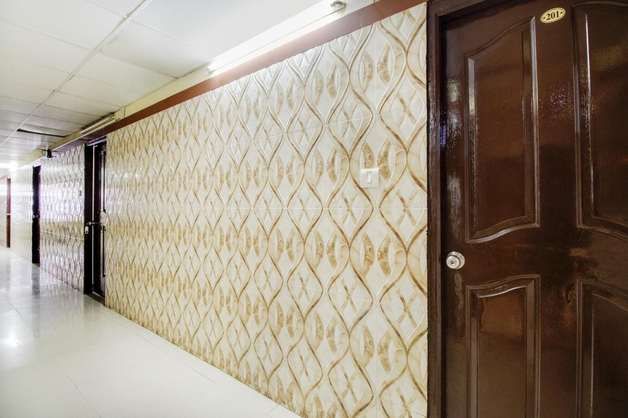 Hotel Oyo 75993 Shanti Nivas 3*