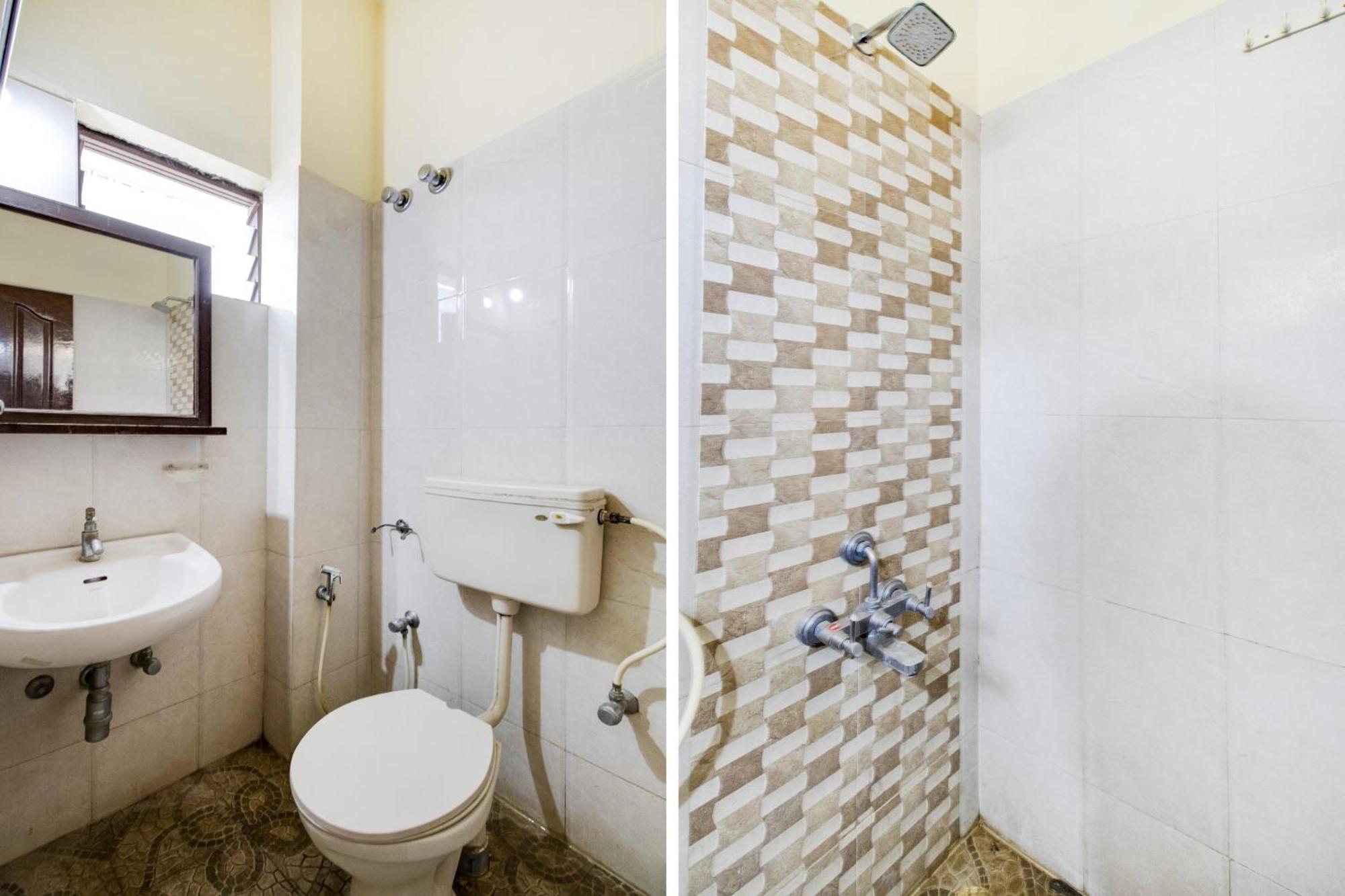 Oyo 75993 Shanti Nivas Hotel