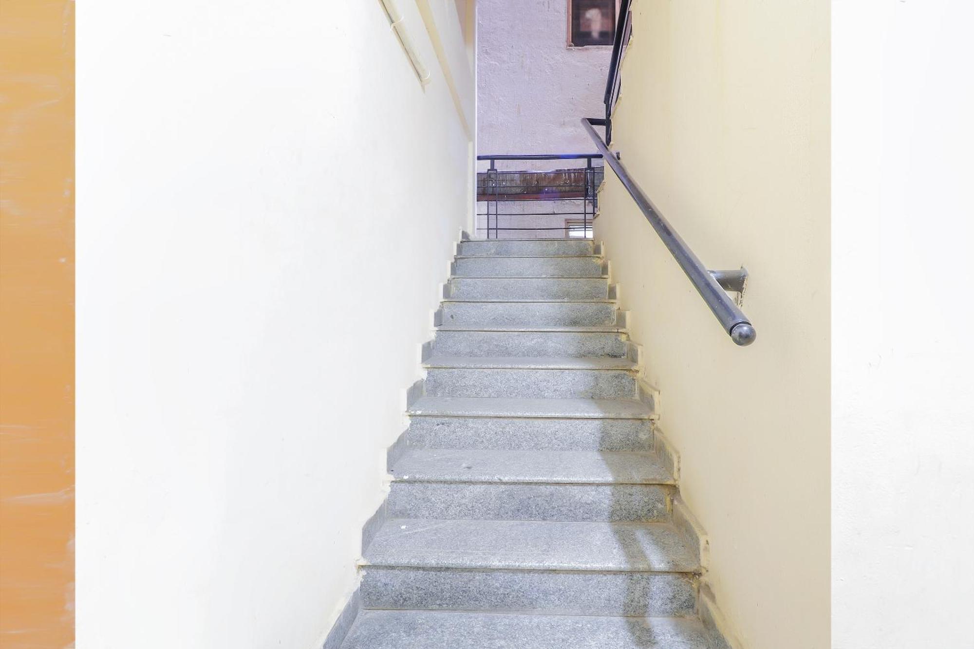 Hotel O Emara Residency Bangalore