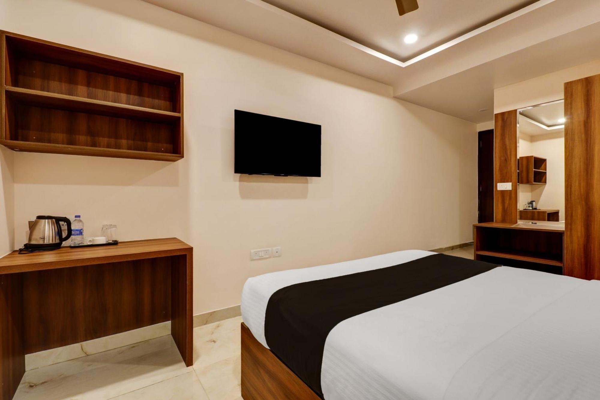Townhouse Arekere Near Mithai Mahal 4* Bangalore