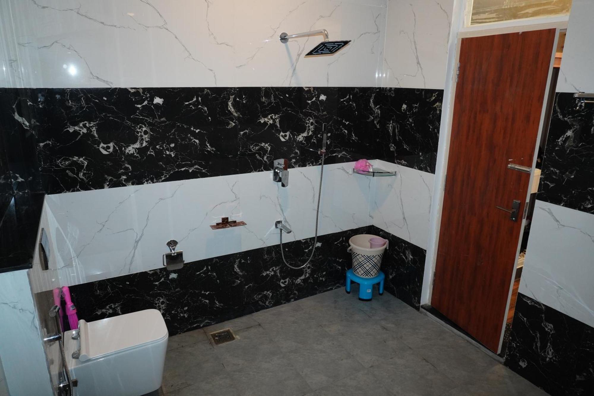 Homestay 4bhk Luxurious Penthouse *