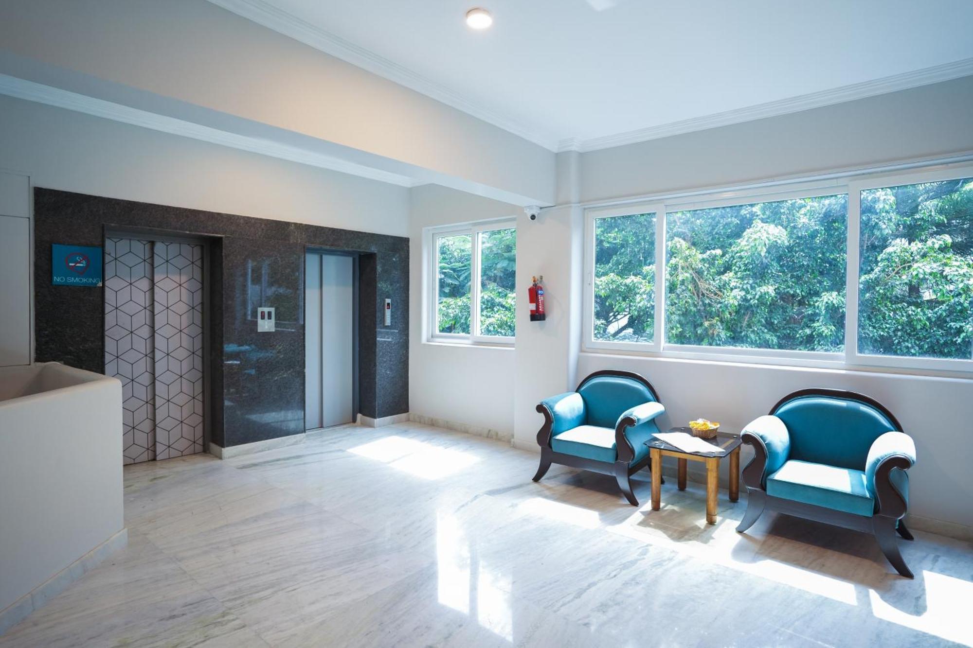 Vaishnavi Residency Hotel 2*