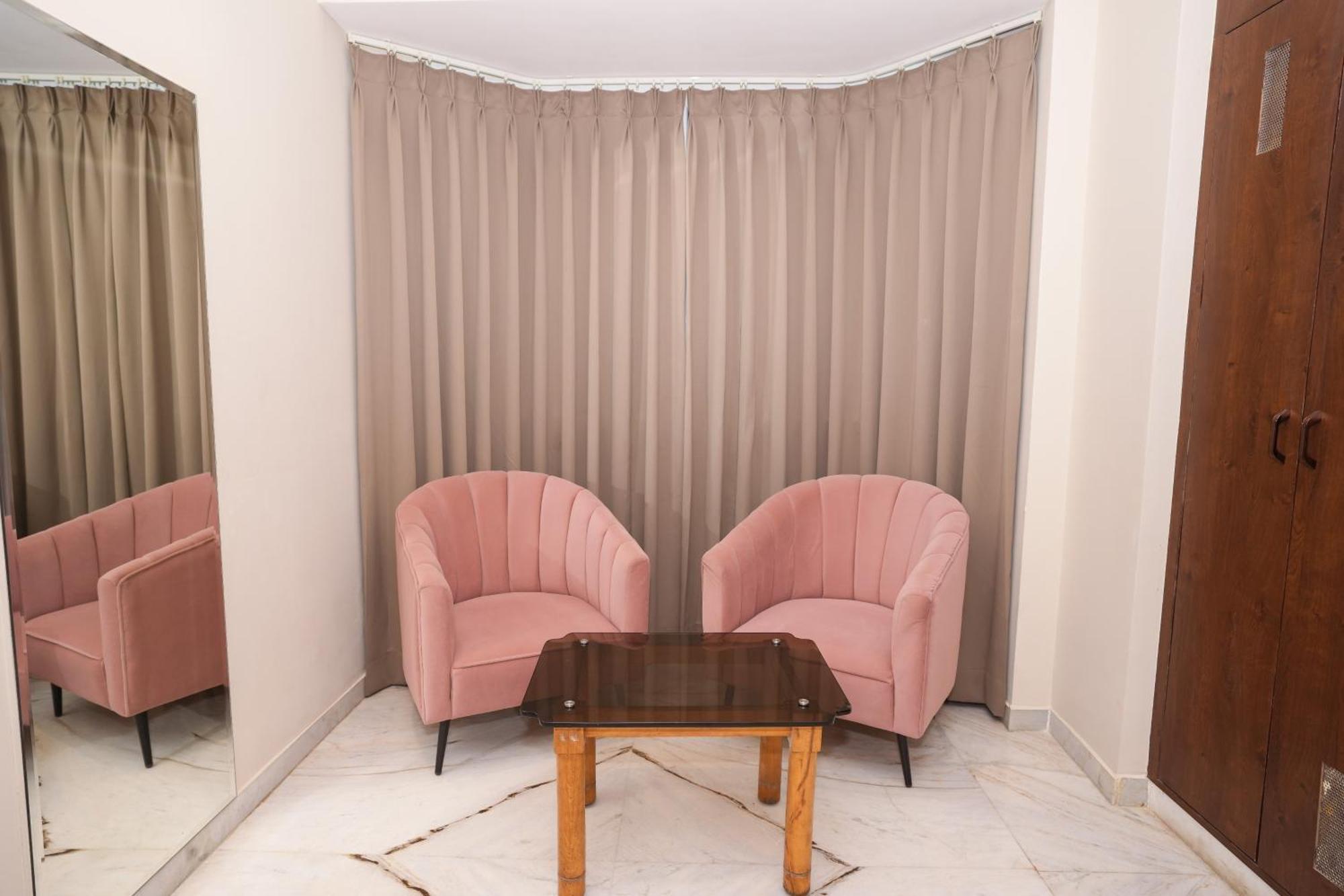 Vaishnavi Residency 2*