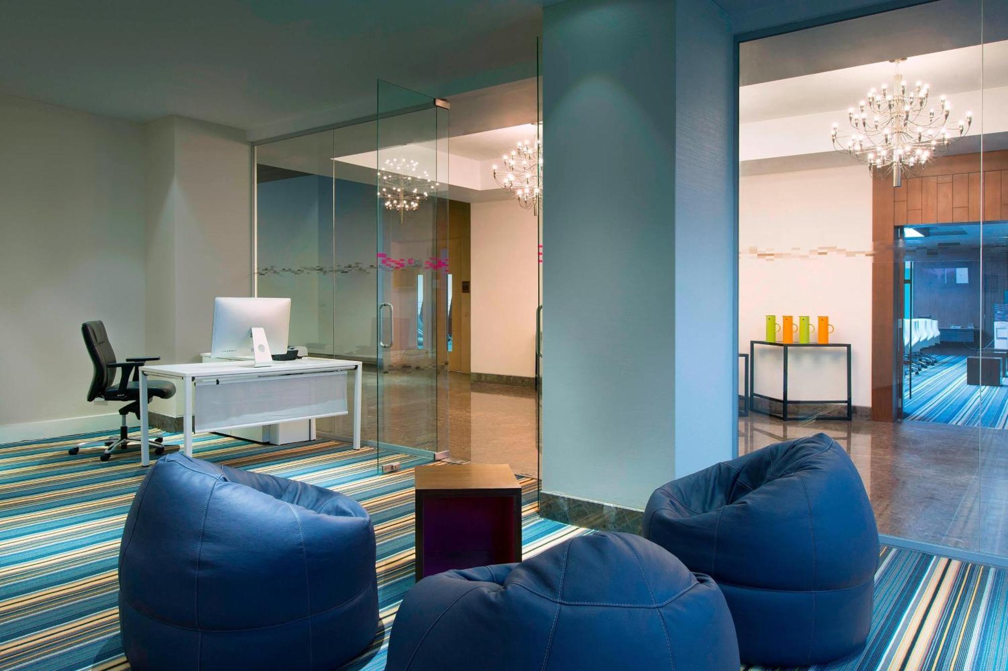 Aloft Outer Ring Road 5*
