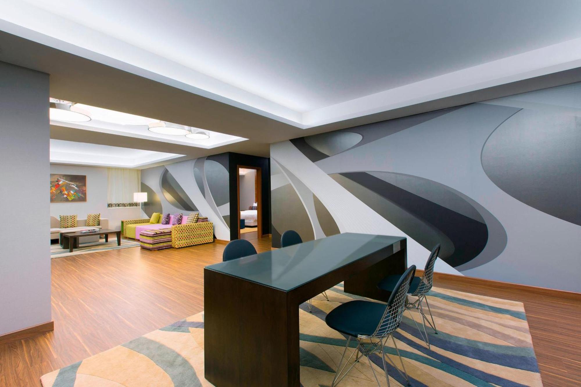 Aloft Outer Ring Road Hotel
