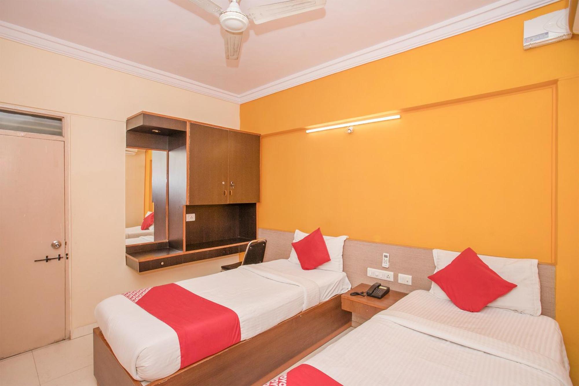 Hotel O Ujwal Residency