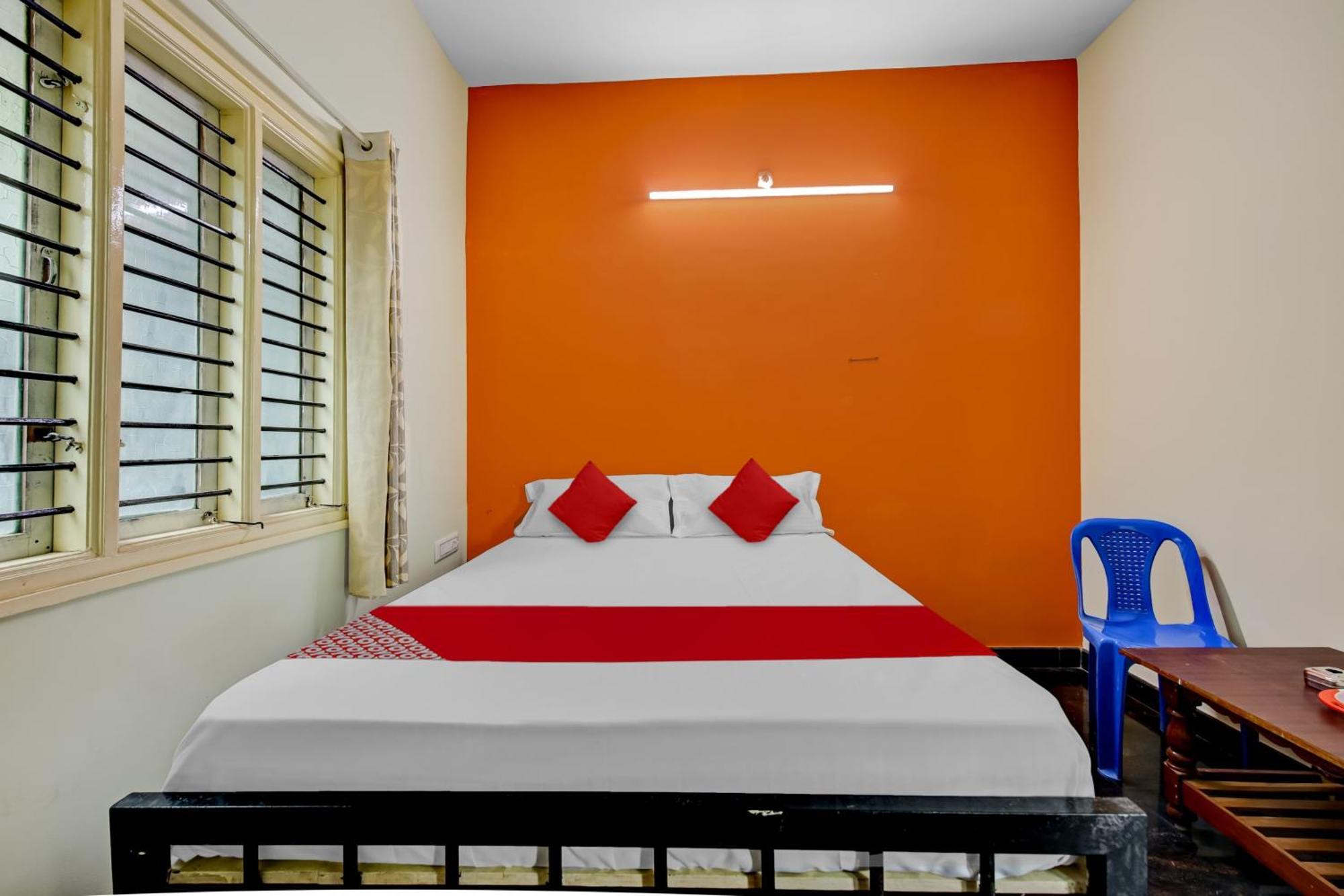 Hotel O Ganesh