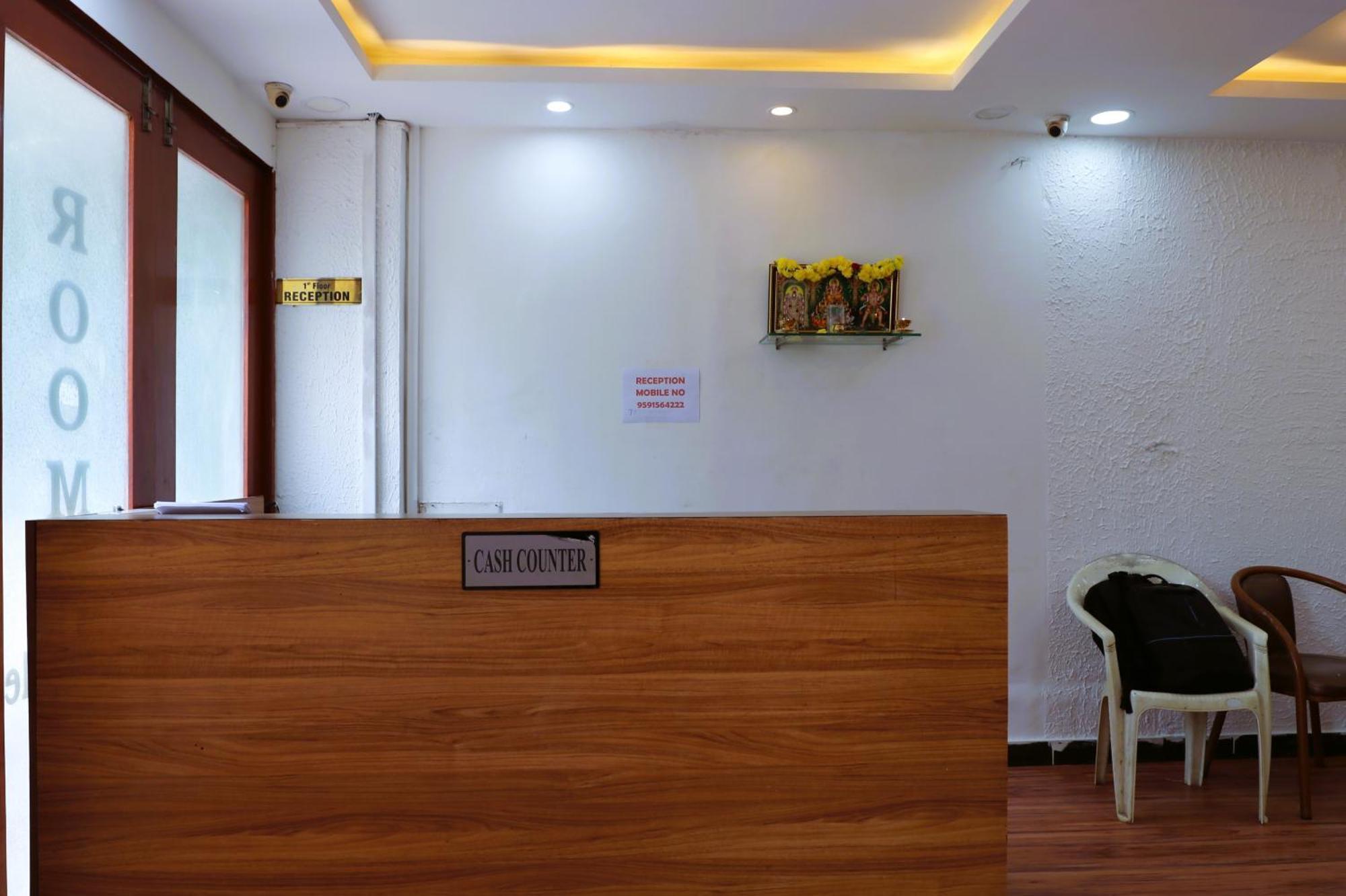 Sai Comforts Hotel 2*