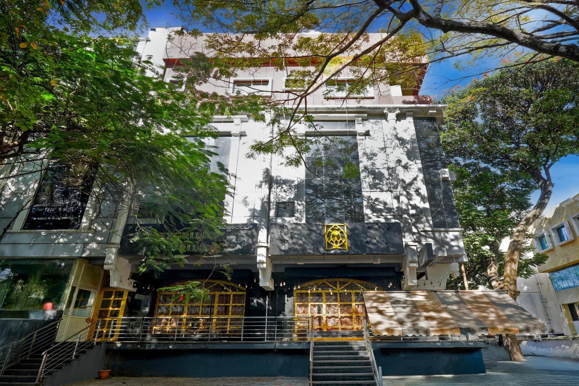 Townhouse 7 Grills 4* Bangalore