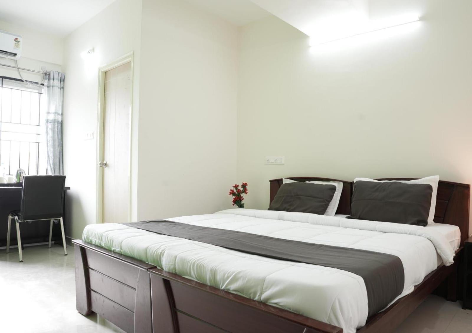 Townhouse Oak Aecs Layout Brookfield Bangalore