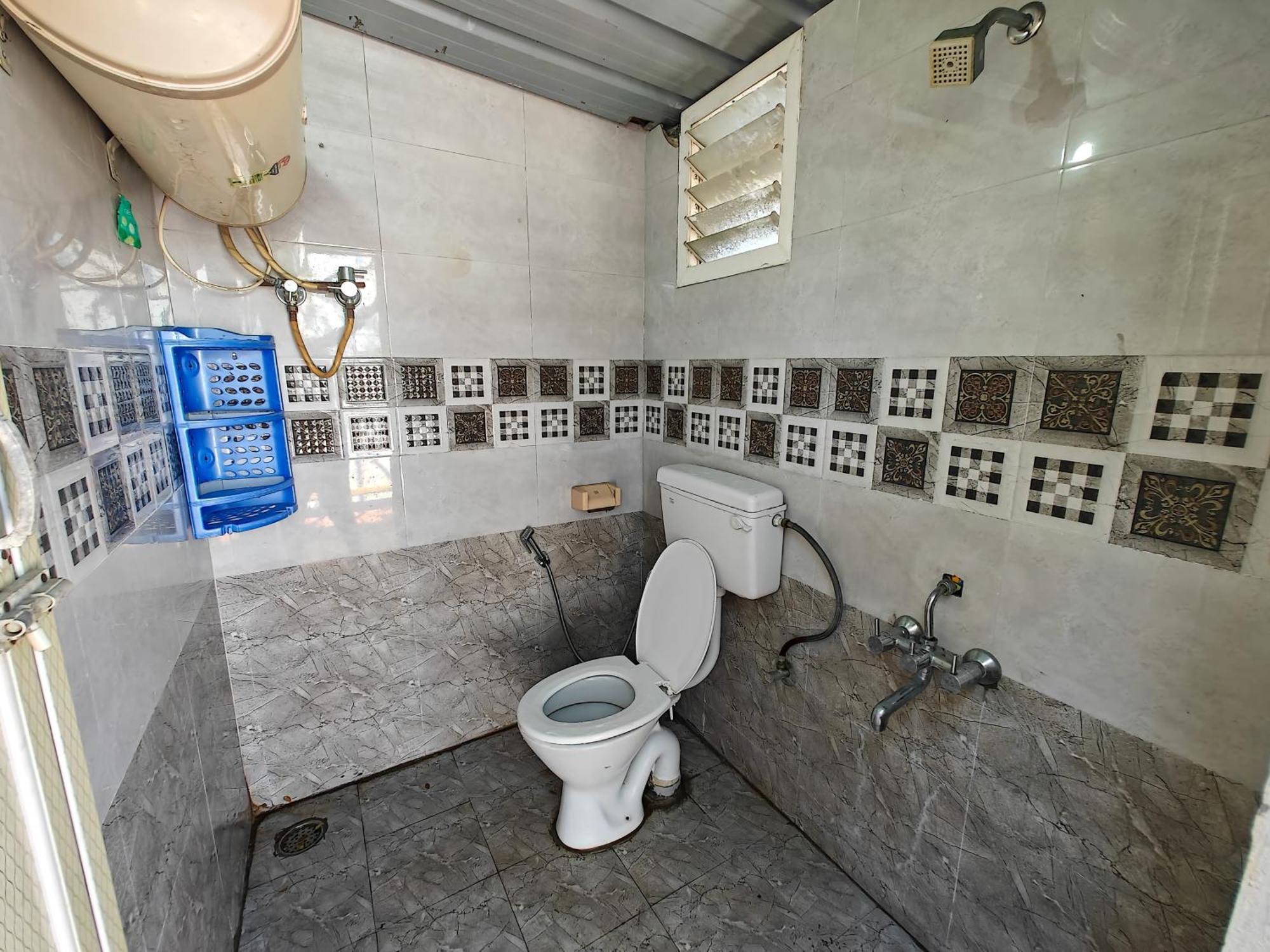 Sampada Transit Hostel *