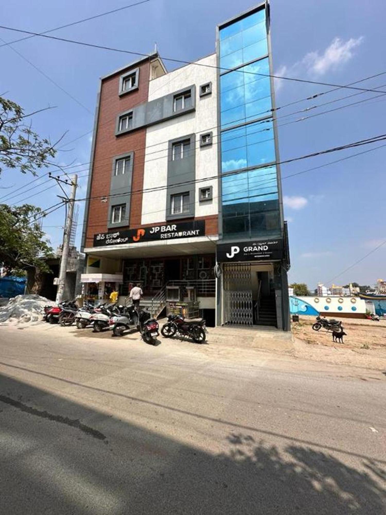 Jp Grand Bed & Breakfast Bangalore