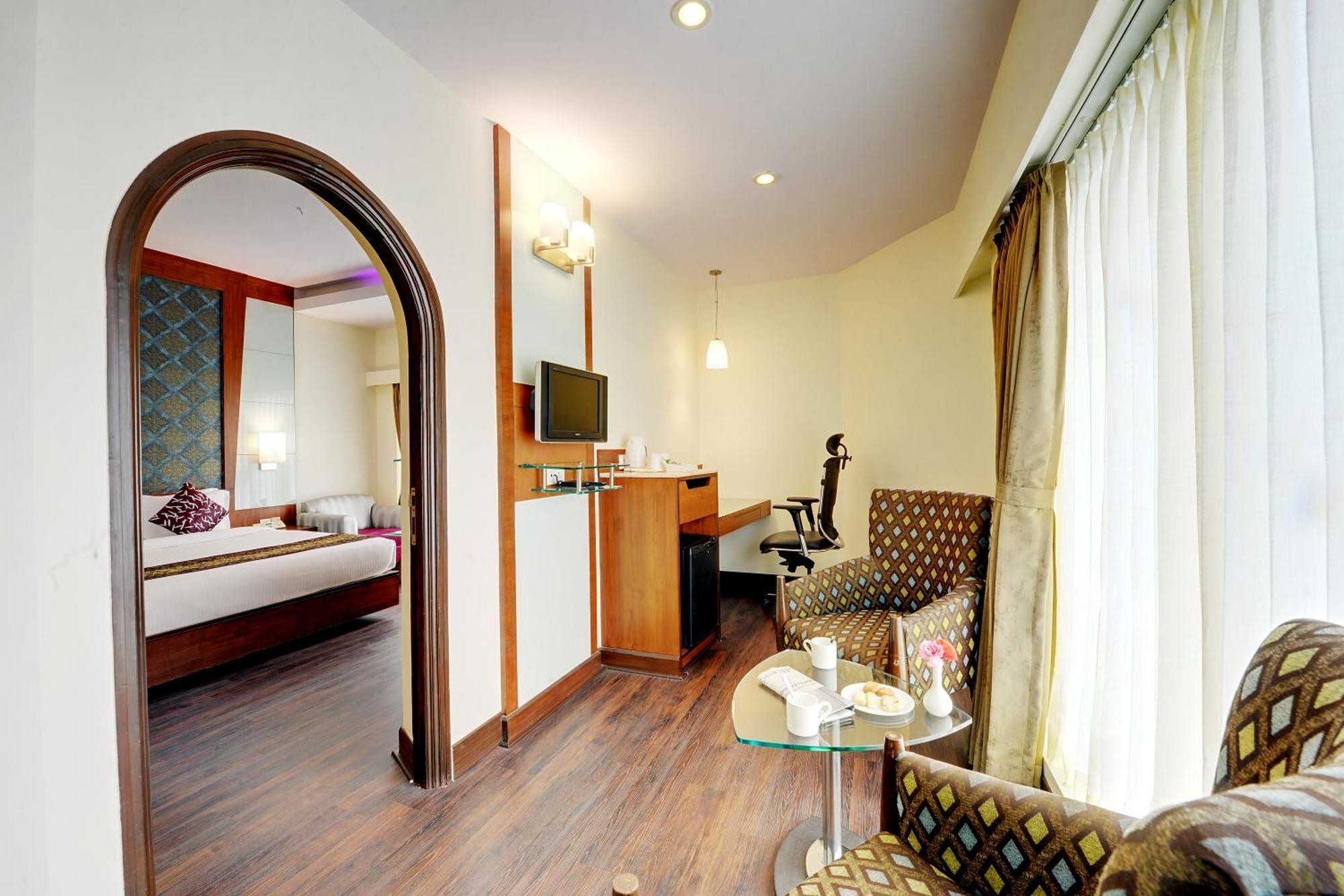 Hotel The Luxant