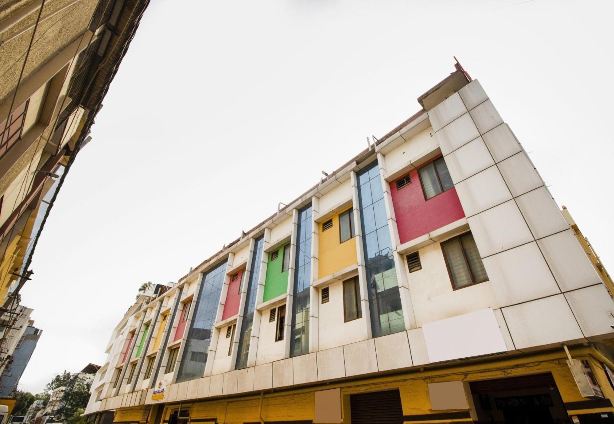 Hotel Oyo 75993 Shanti Nivas 3*