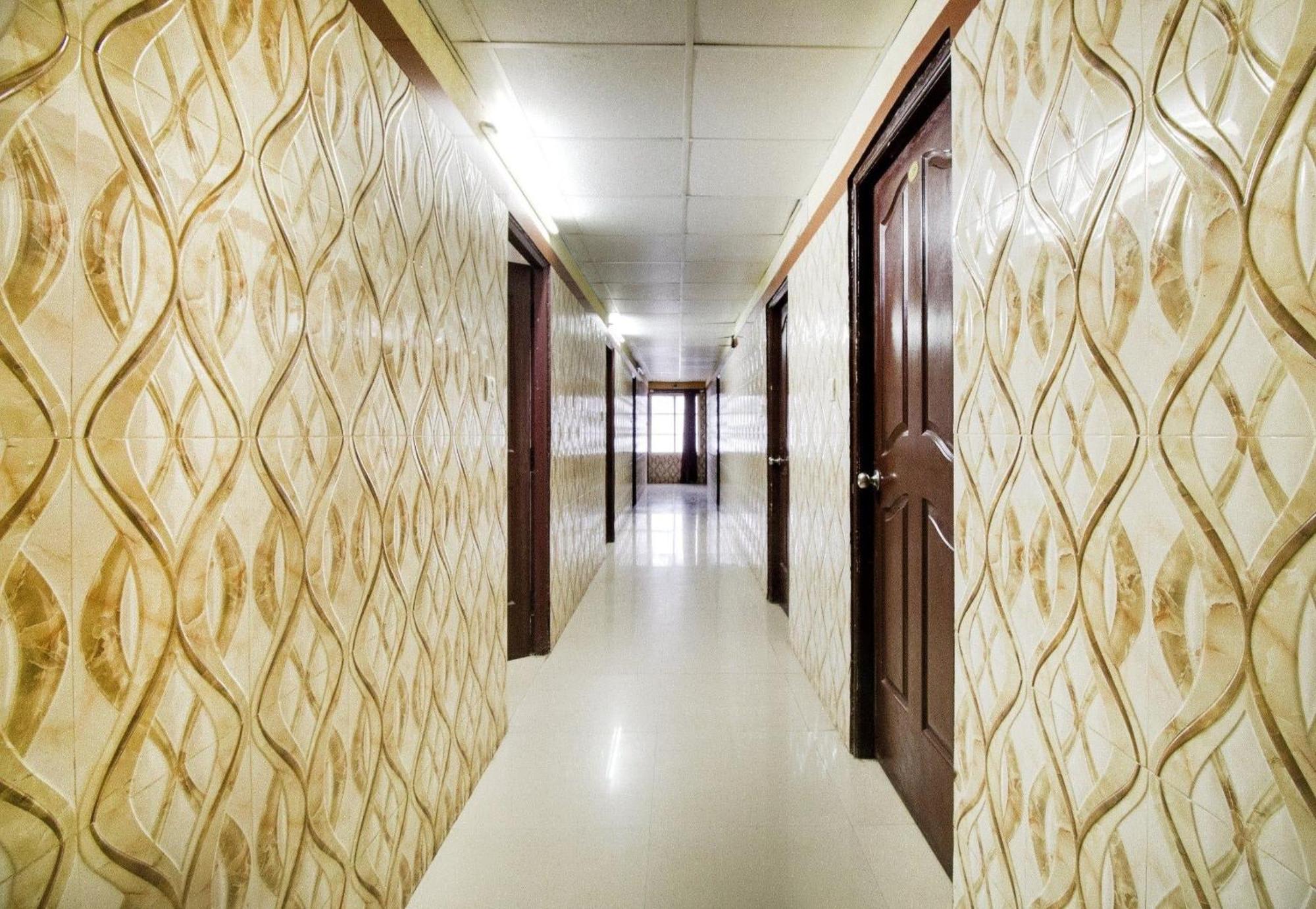 Oyo 75993 Shanti Nivas Hotel