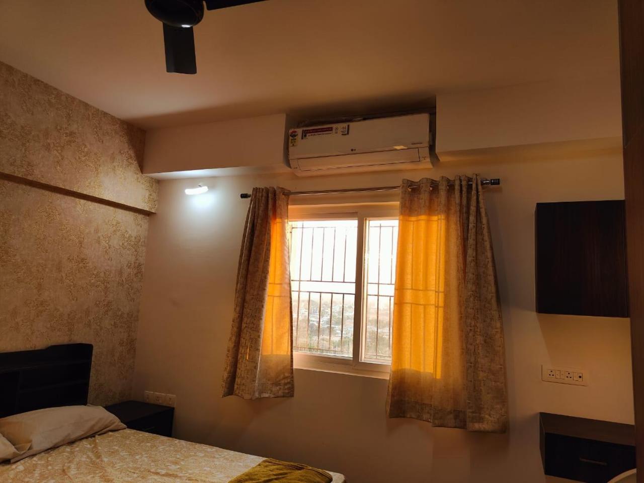 Deluxe 2bhk For Families- Opp Whitefield Metro Apartment Bangalore