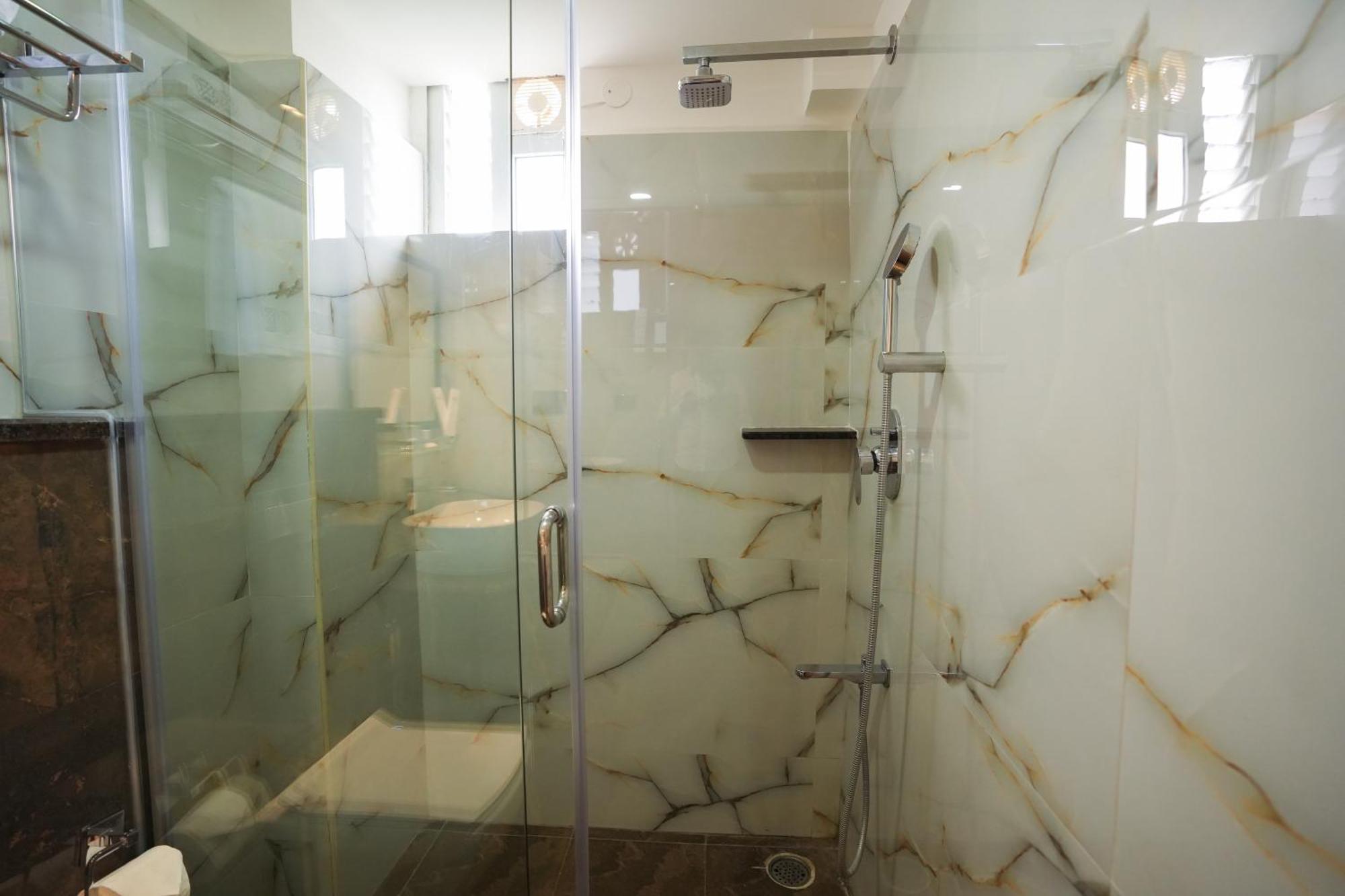 Hotel Vaishnavi Residency