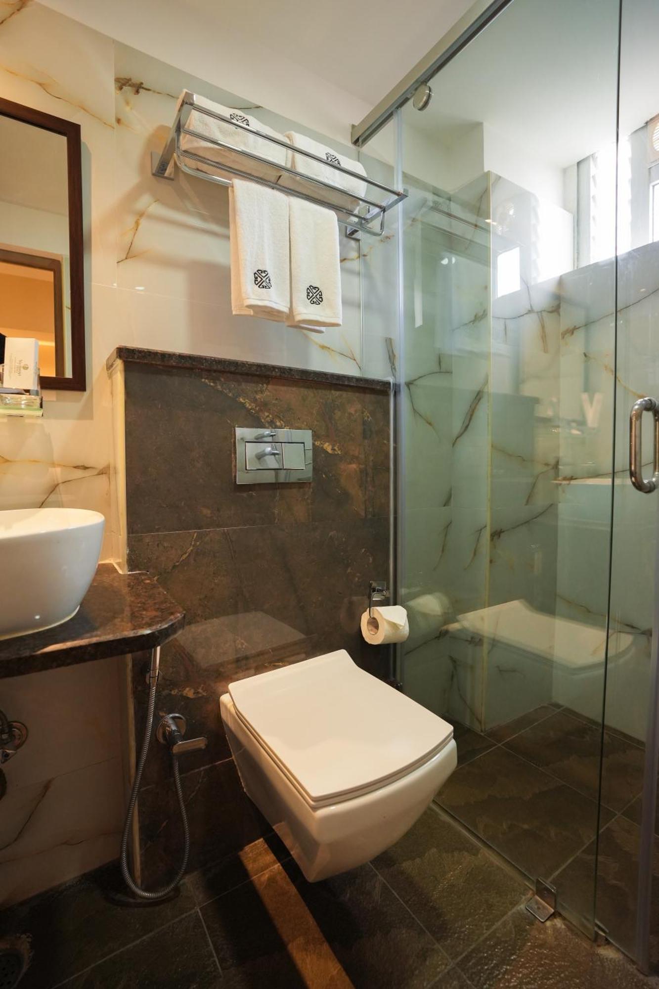 Vaishnavi Residency Hotel 2*