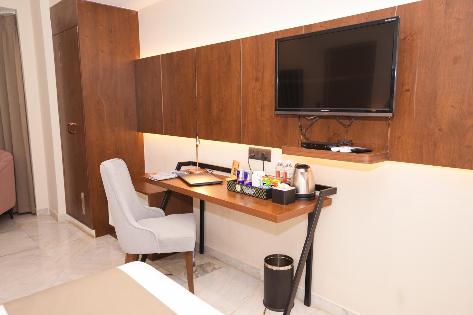 Vaishnavi Residency Hotel Bangalore