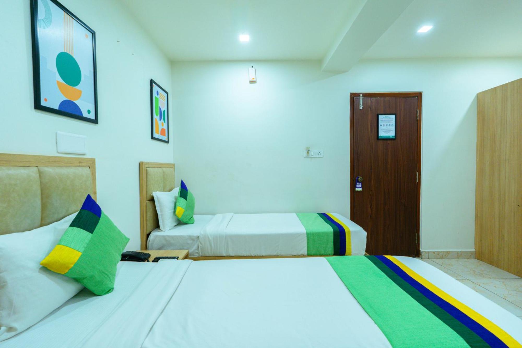 Treebo Elmas Grand 3* Bangalore