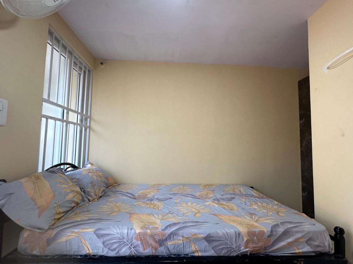 950m From Jp Nagar Metro 4th Floor Apartment *