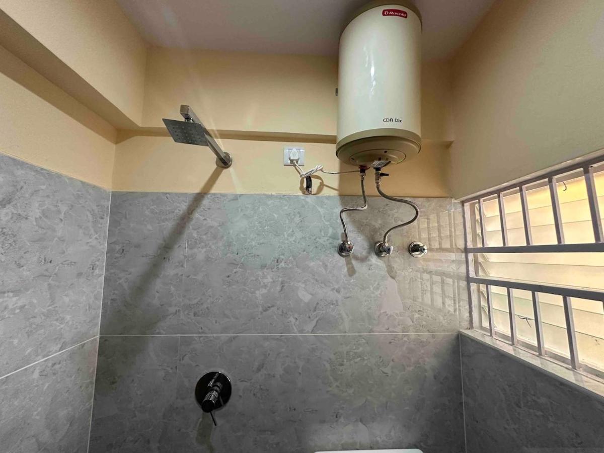 Wonderful 2bhk 950m From Jp Nagara Metro 2nd Floor Apartment *