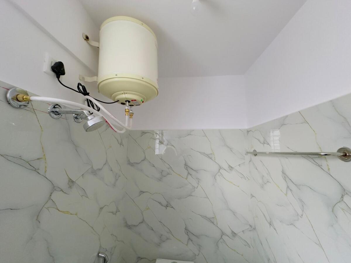Apartment 1bhk Near Sarjapur Road With Lift 203 *