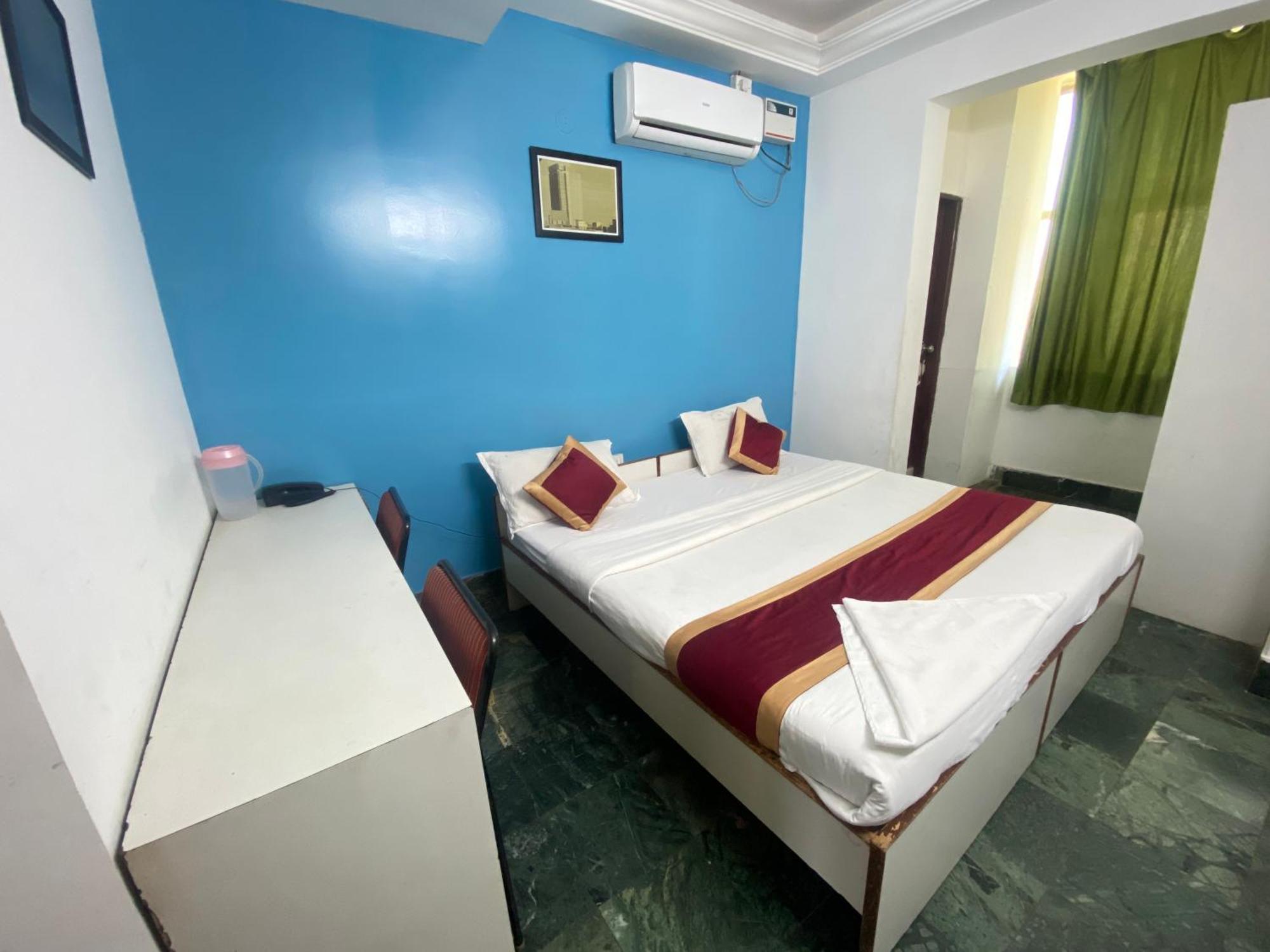 Townhall Hotel Bangalore