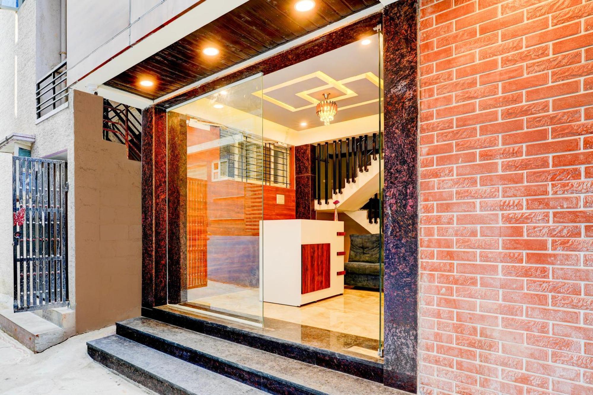 O Qubenest Hotel 3*