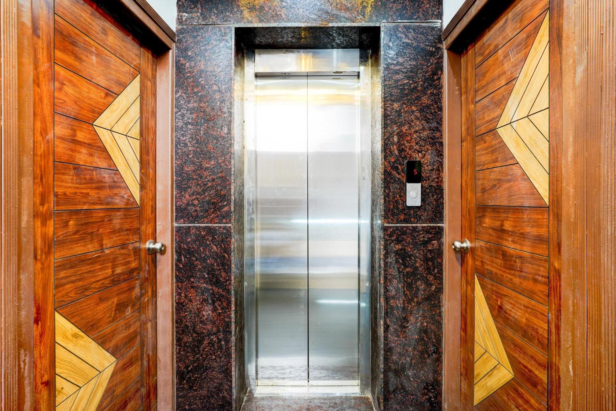 Hotel O Qubenest 3*