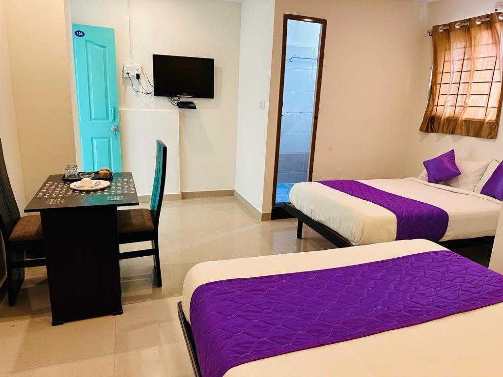 Sy Comforts Hostel