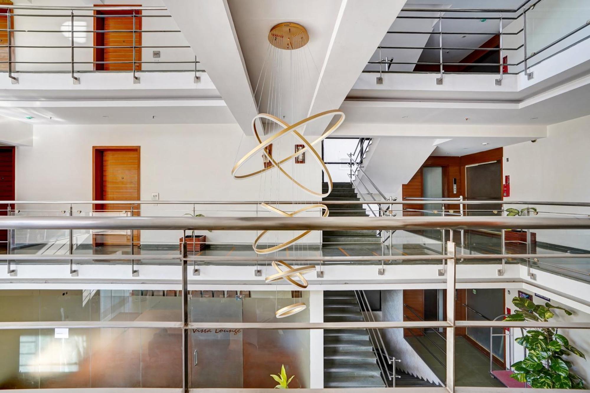 Hotel Astra & - Marathalli 4*