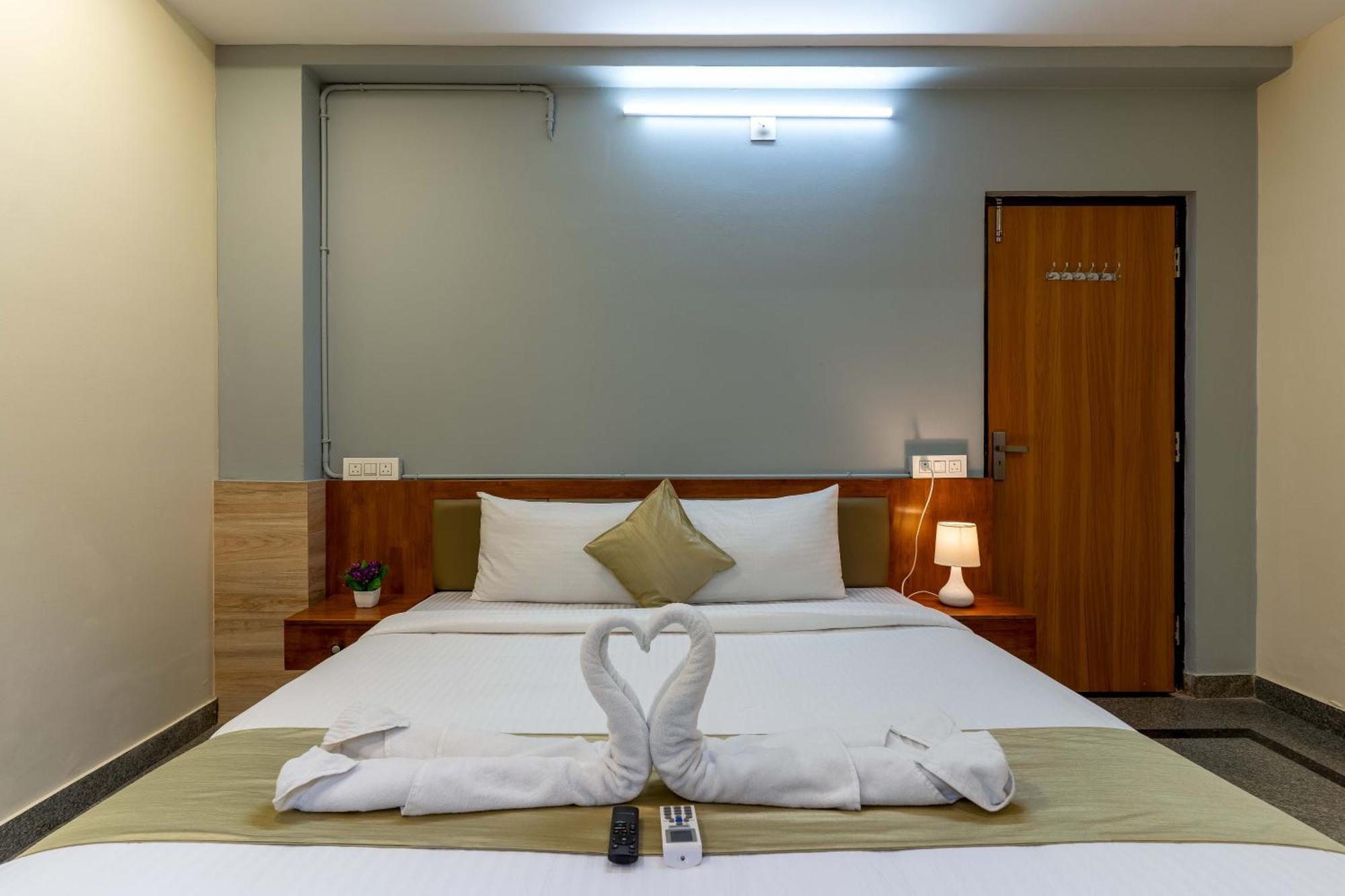 Hotel Chalet, Madiwala