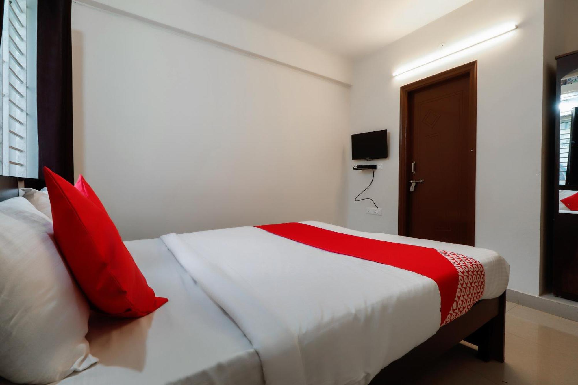 Gn Collection O Near Rajajinagar Industrial Estate Bangalore