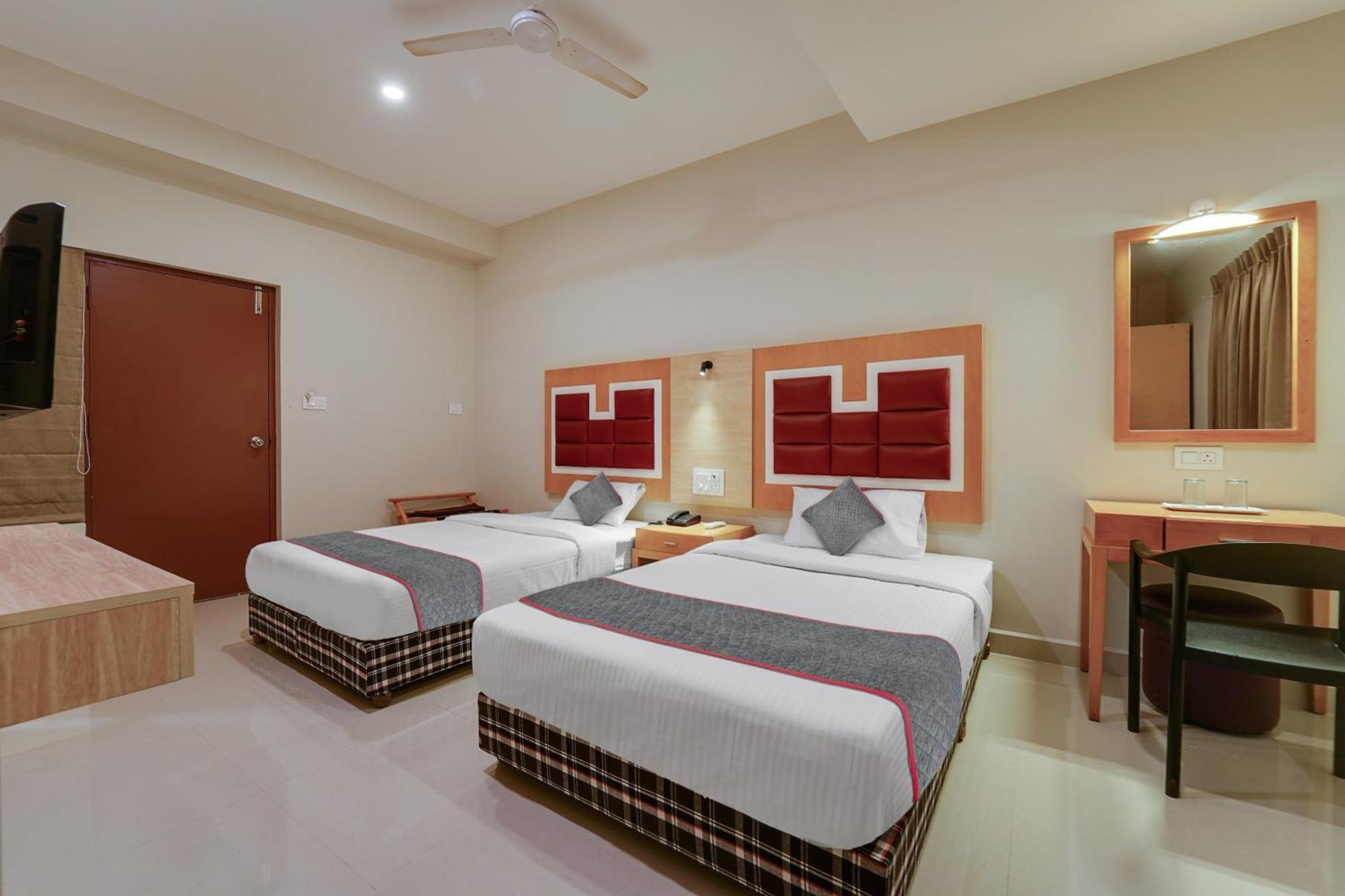 Hotel Super Townhouse Davis Let 3*