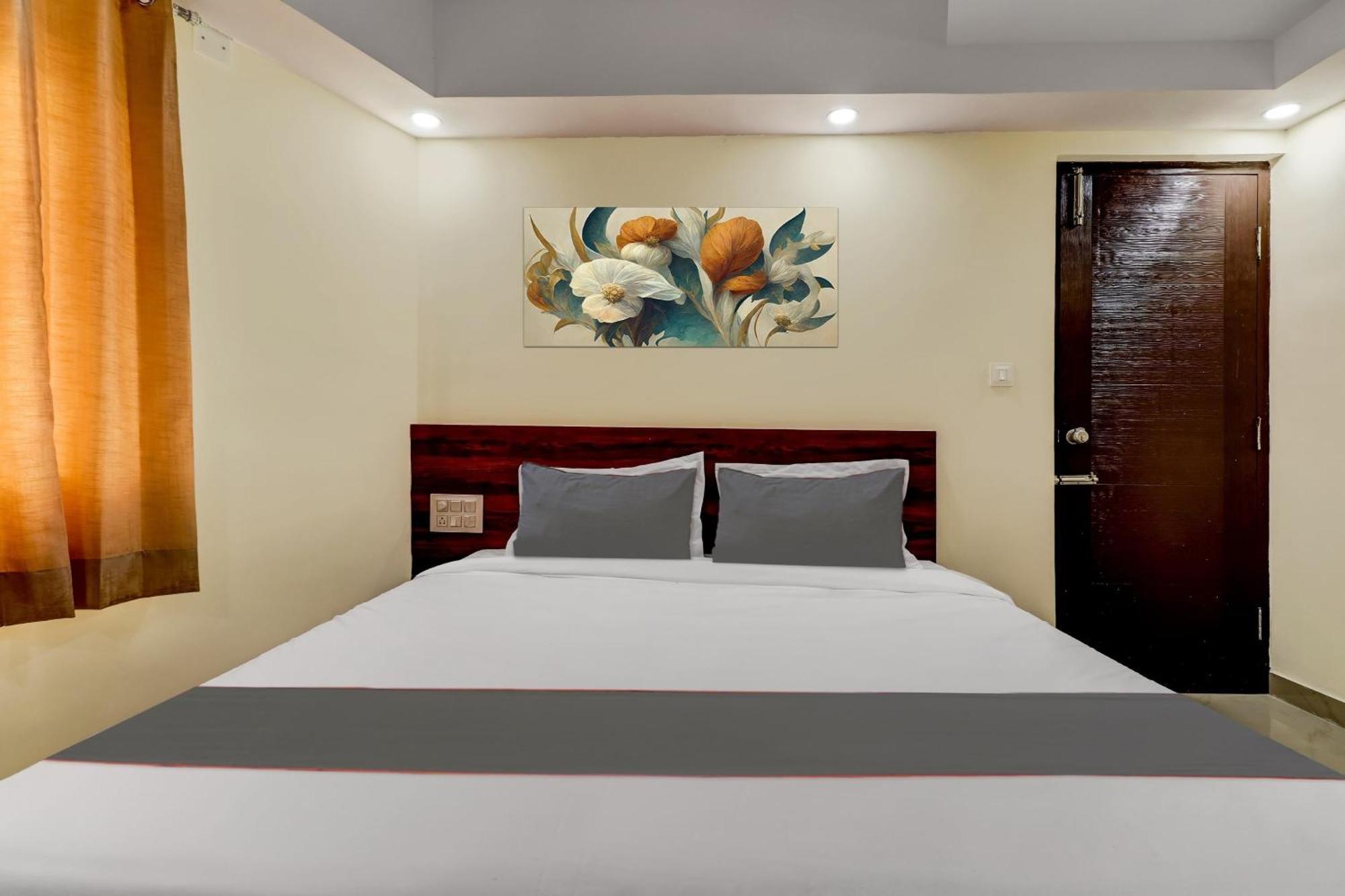 Collection O Hemadri Residency
