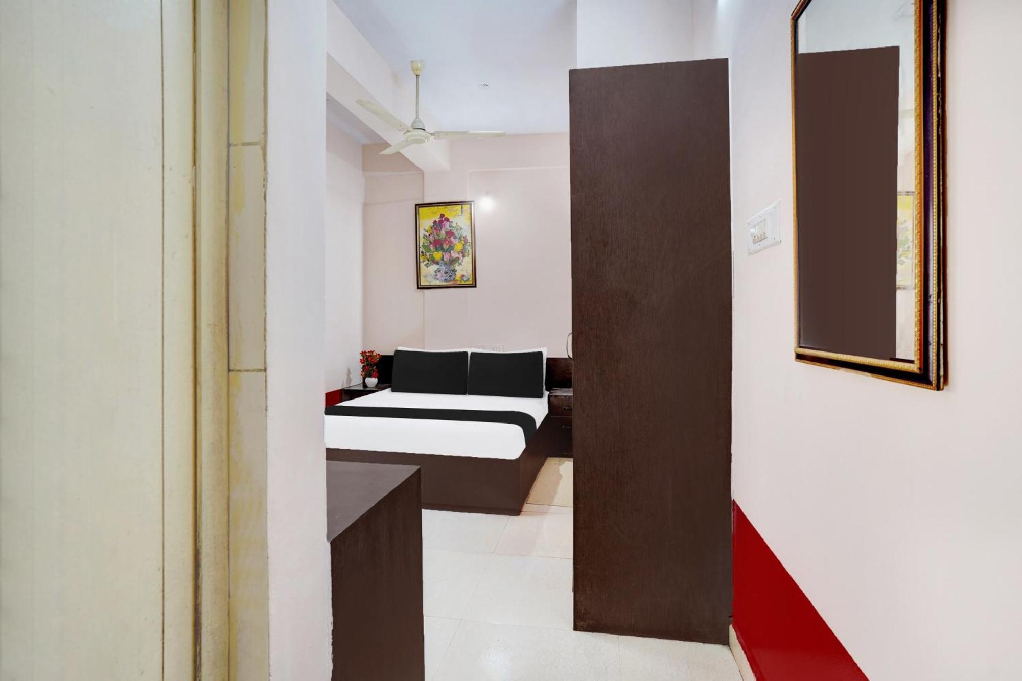 Hotel O Century Deluxe Bangalore