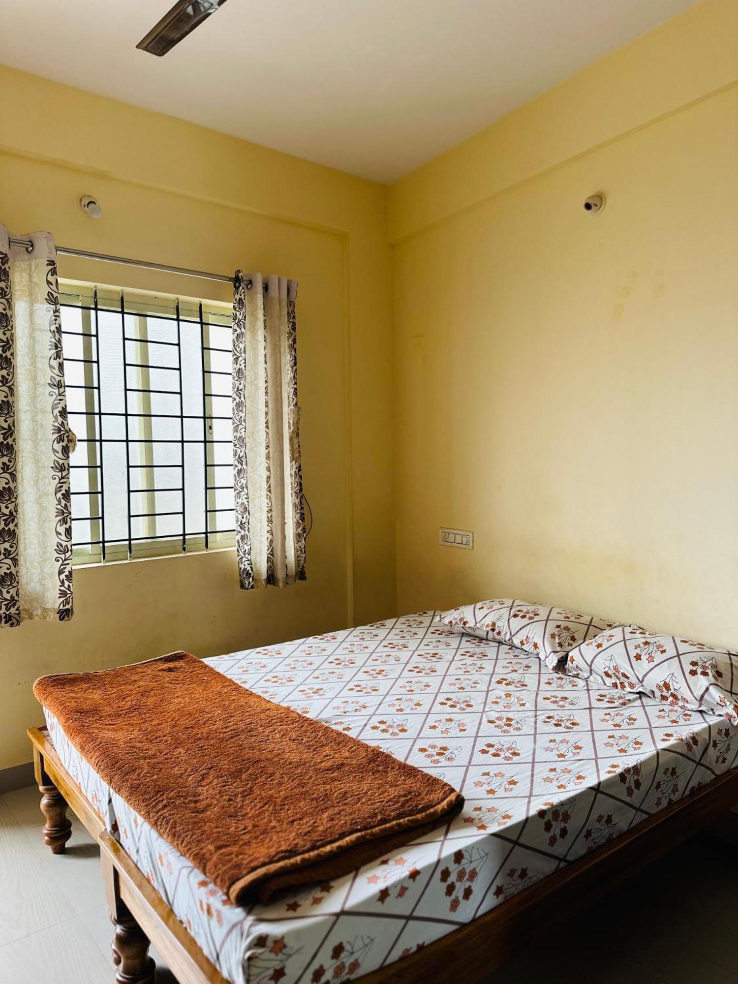 Dedicated 1bhk With Balcony Near Itpl *