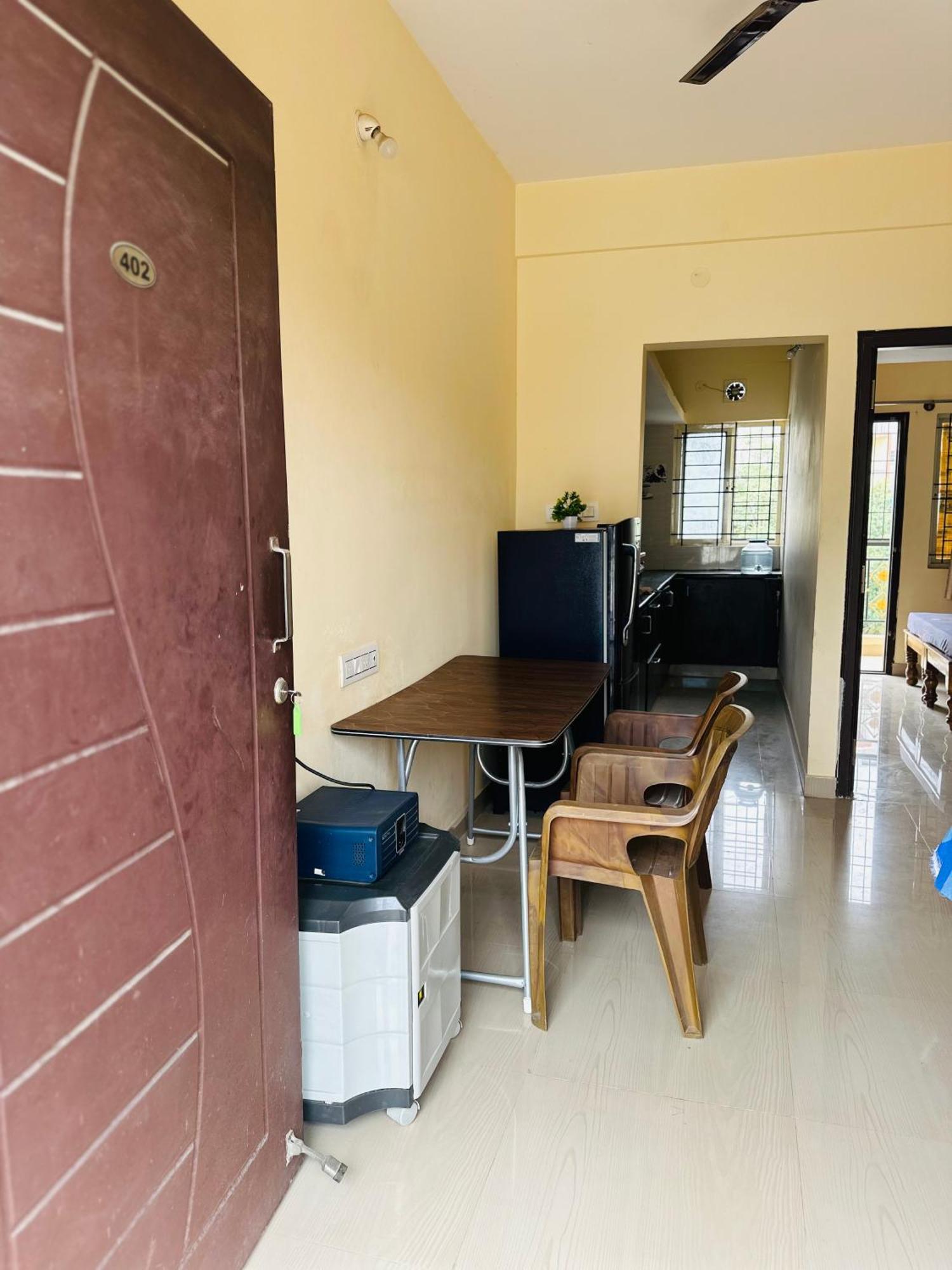 Dedicated 1bhk With Balcony Near Itpl