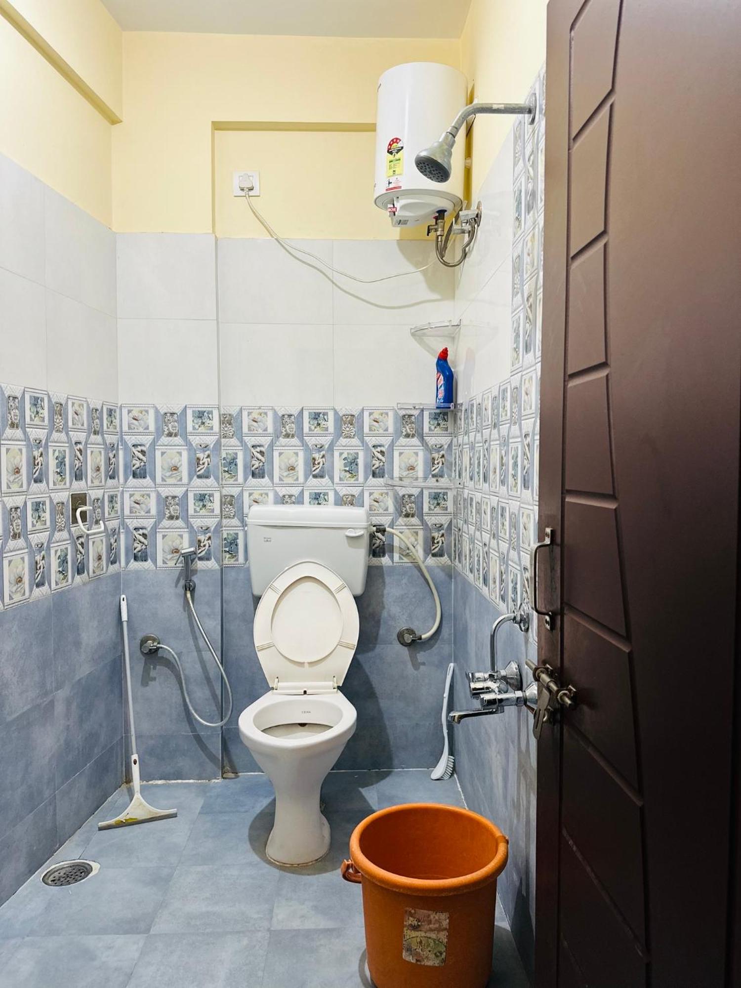 Dedicated 1bhk With Balcony Near Itpl Apartamento *