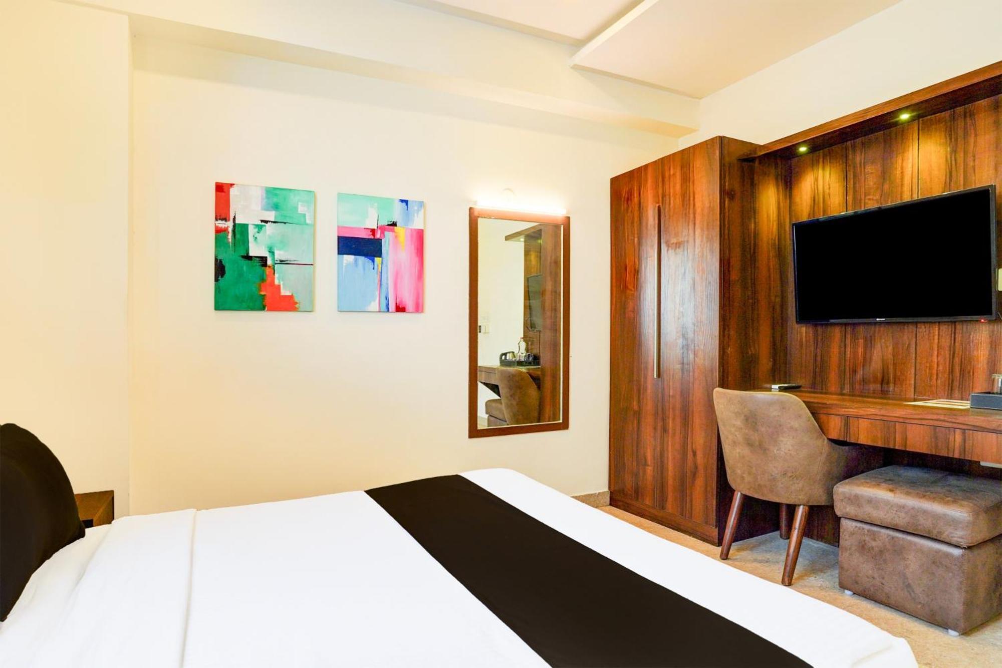 Hotel O Coastal Grand And 3*