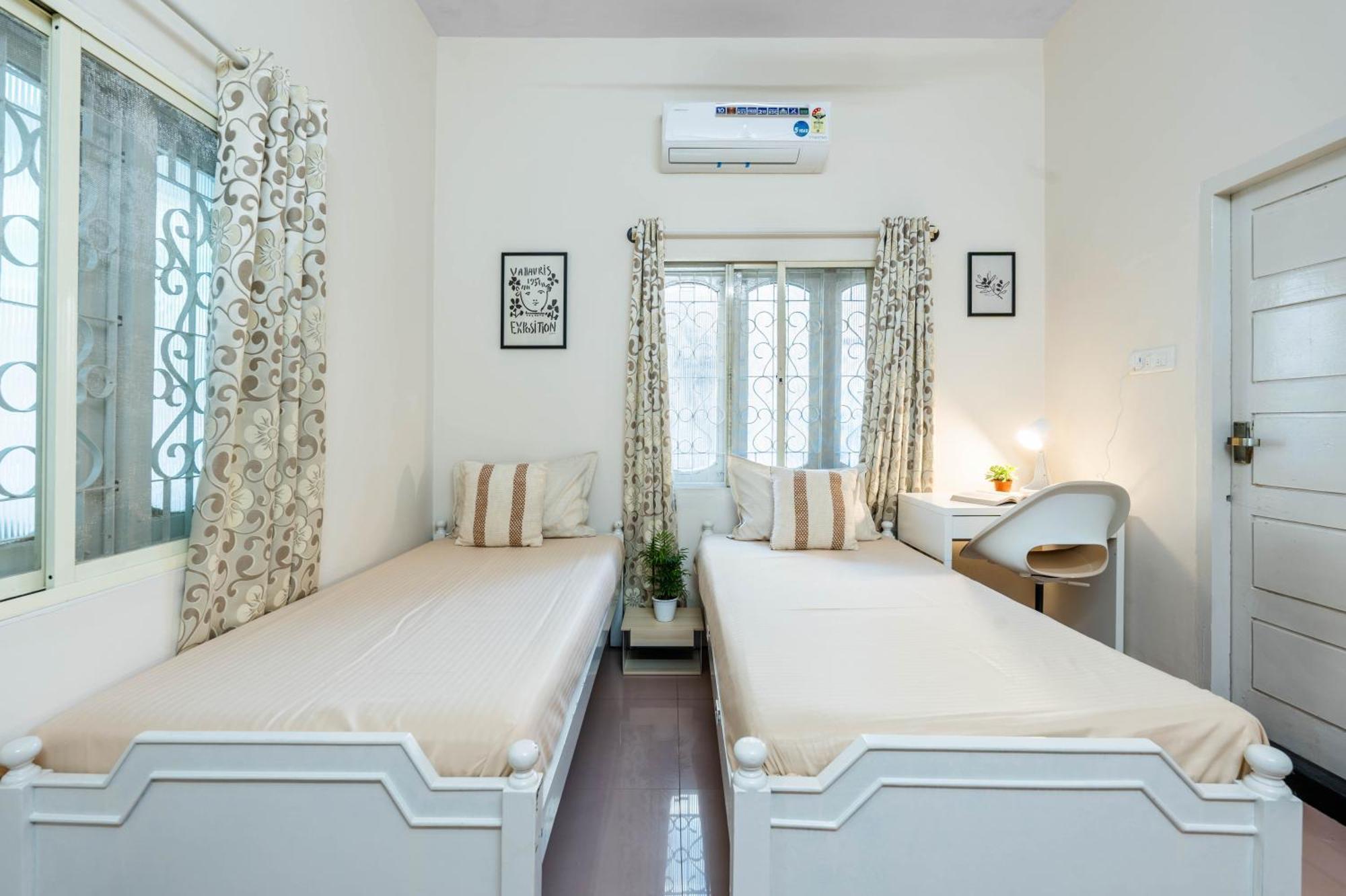 Sliceinn Prasanthi 3 Bhk- Indiranagar, Villa Bangalore