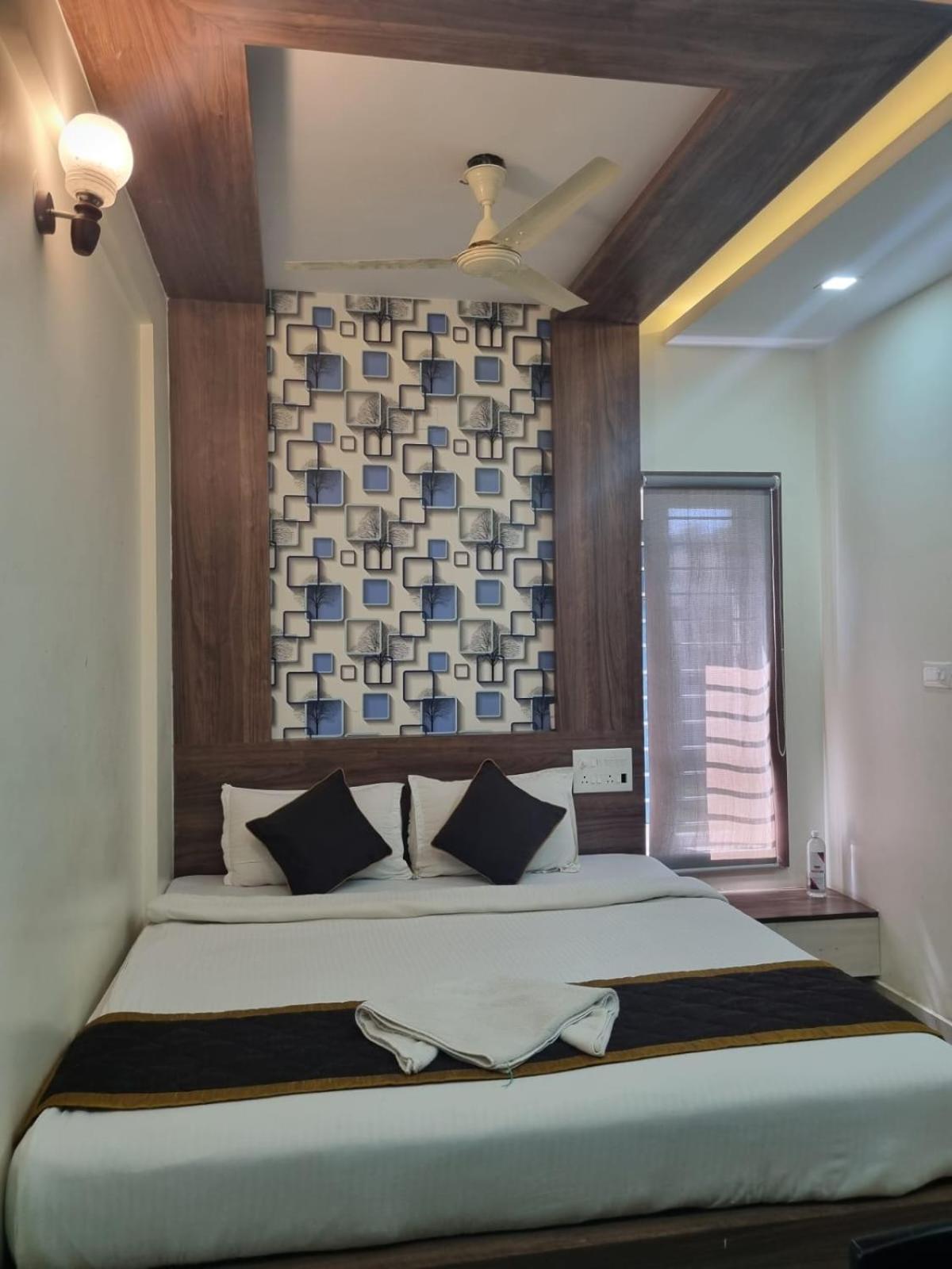Hotel Nest 2*