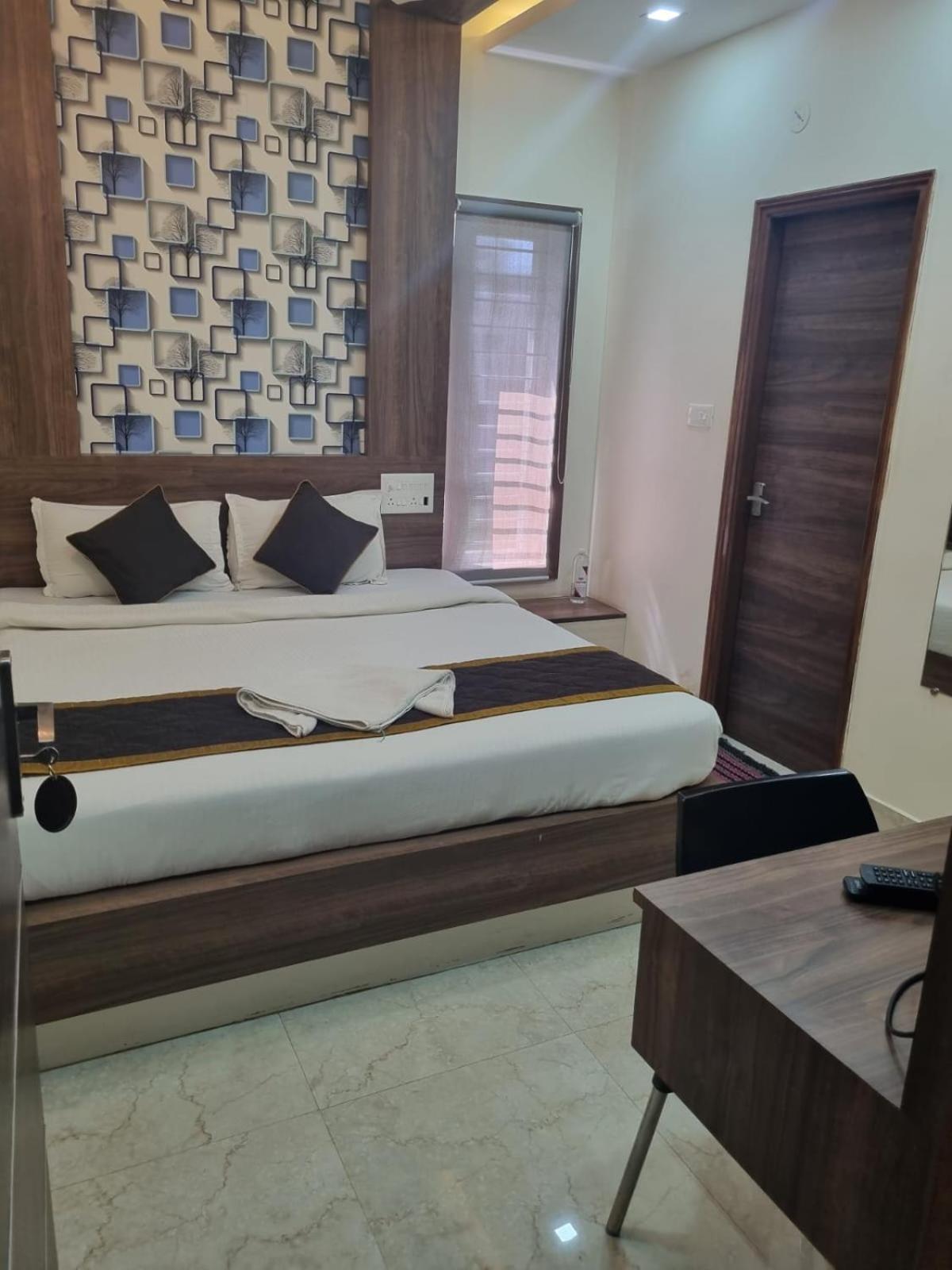 Nest Hotel