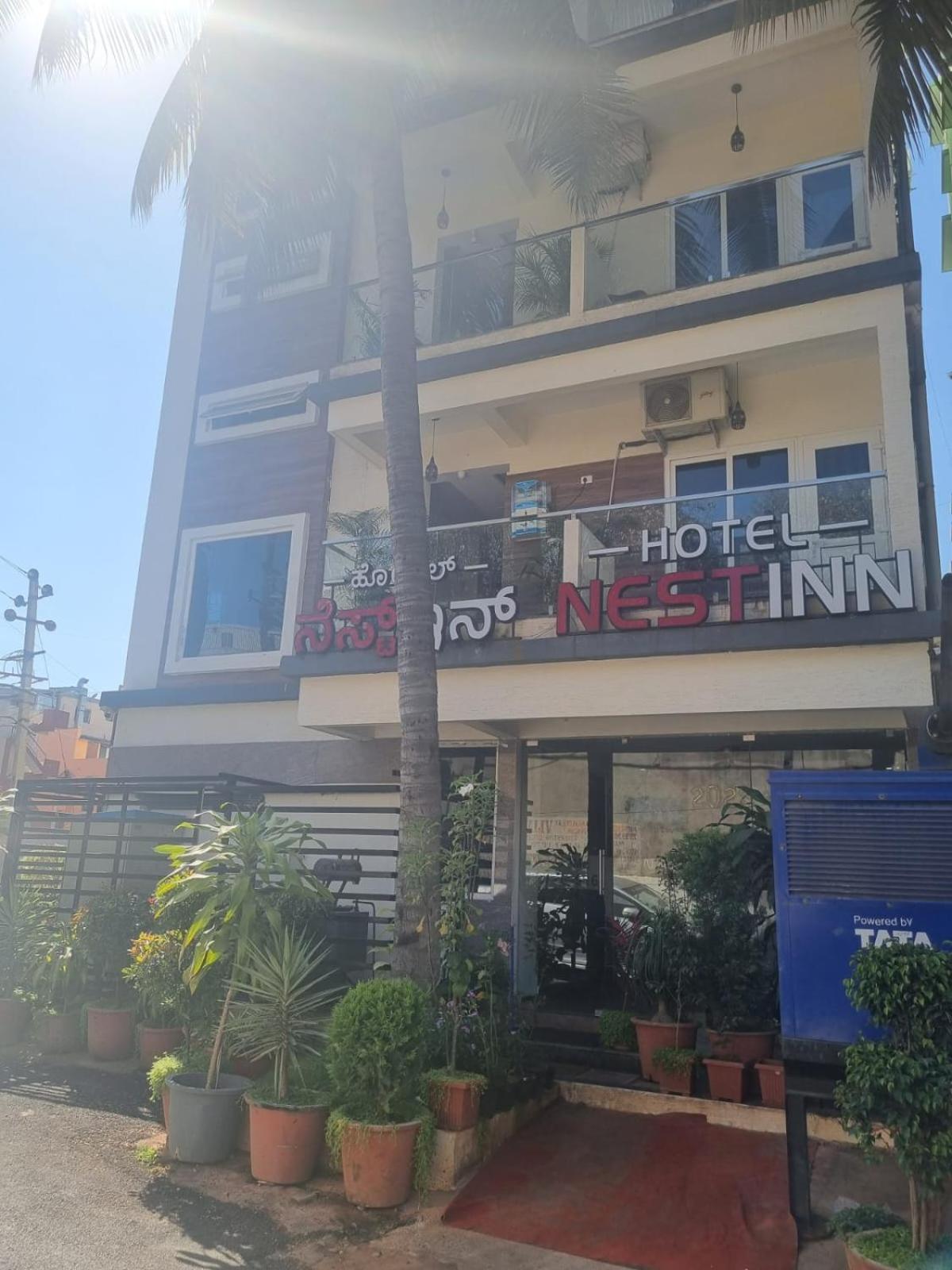 Hotel Nest 2*