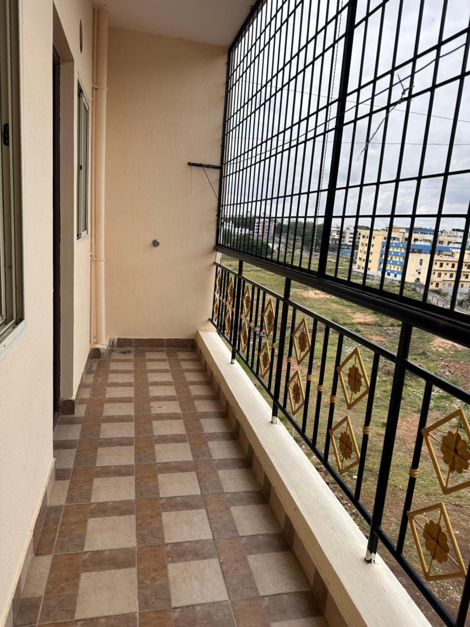Dedicated 1bhk With Balcony Near Itpl