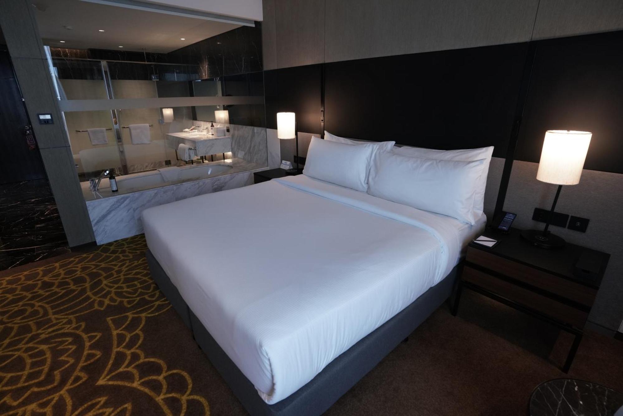 Hilton Embassy Manyata Business Park Hotel 5*