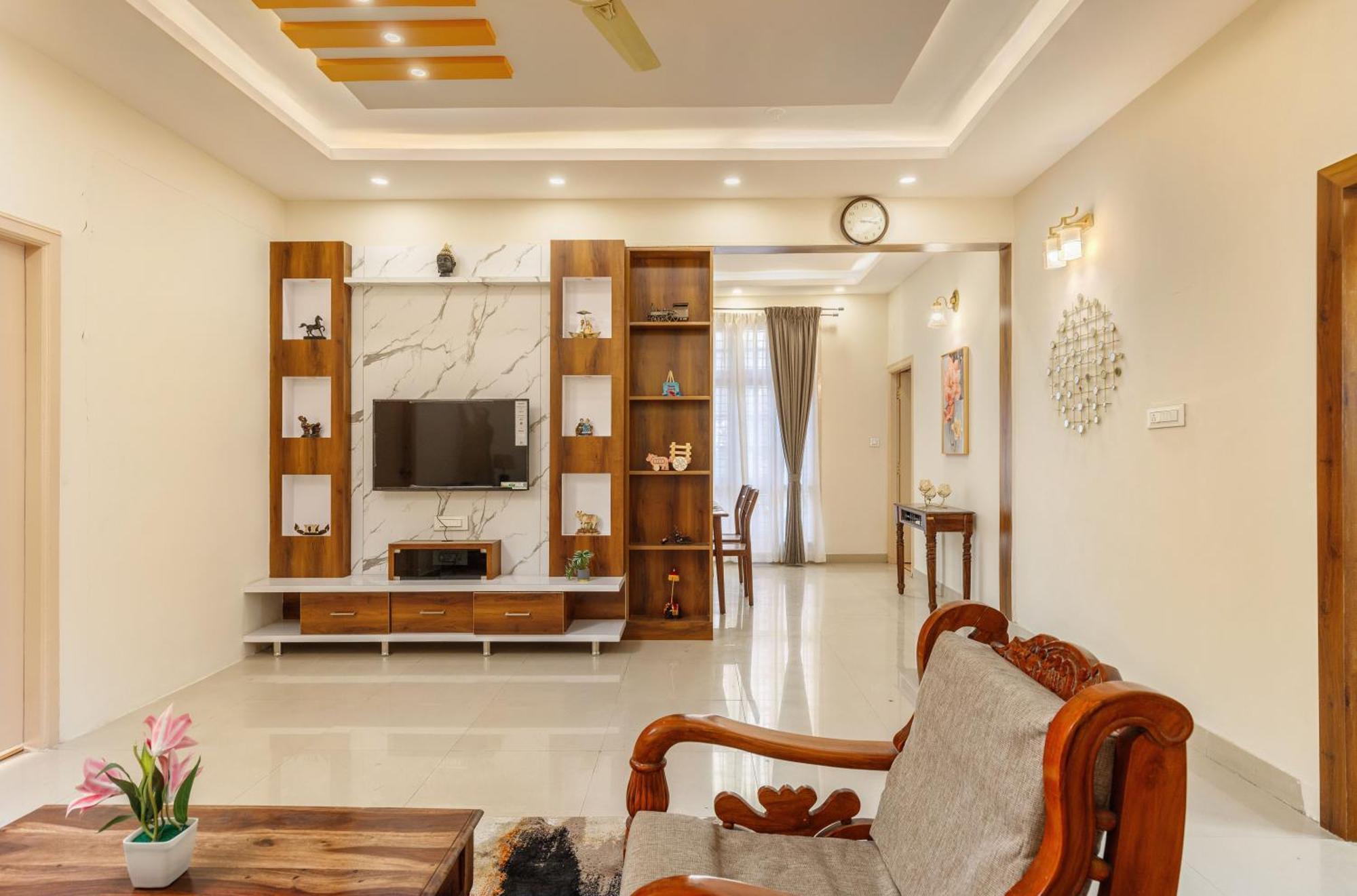 The Cosmopolitan By Red Olive3bhkaclavelle Rd Bangalore