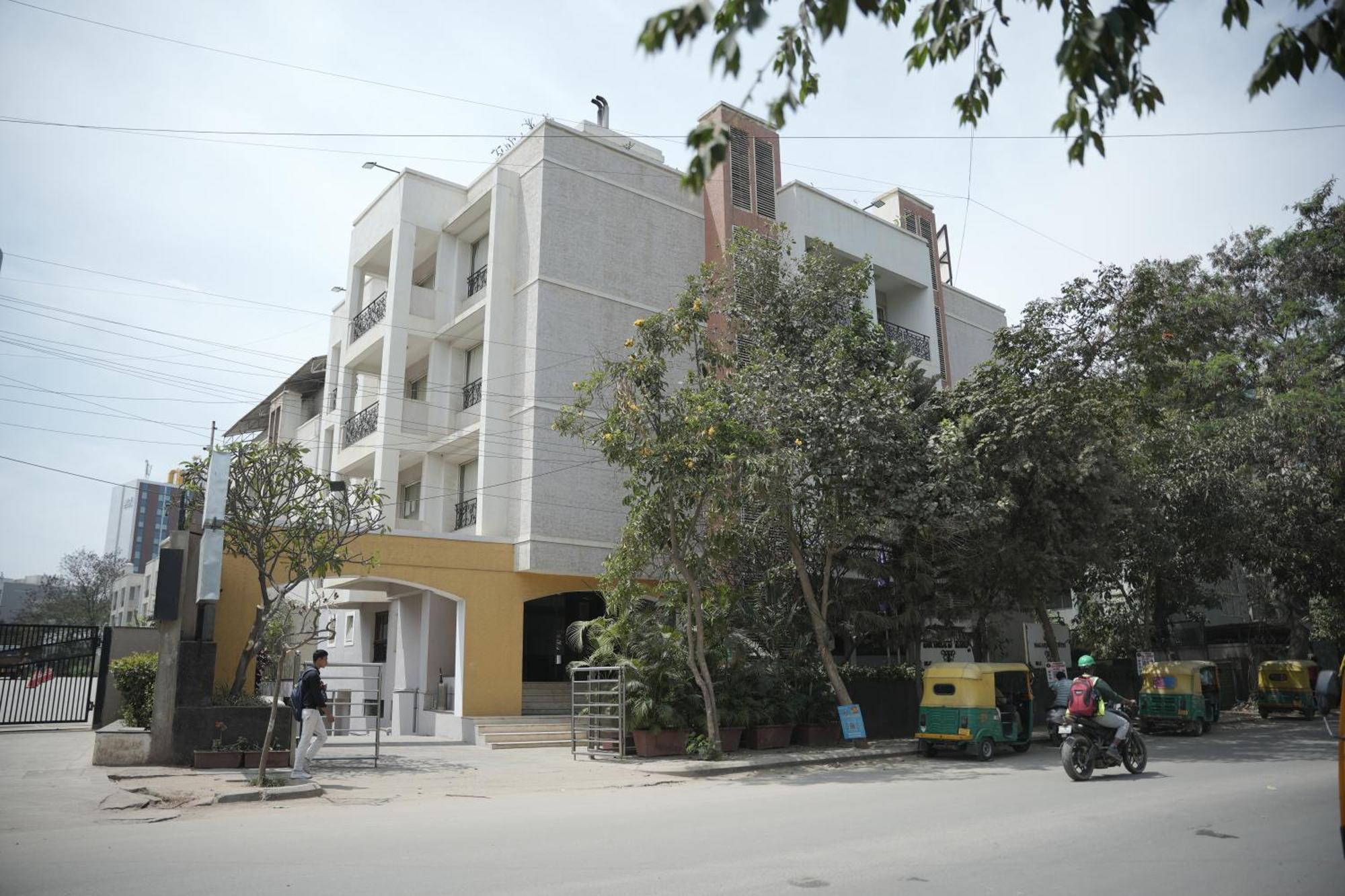 Nagarjuna Aparthotel 3*